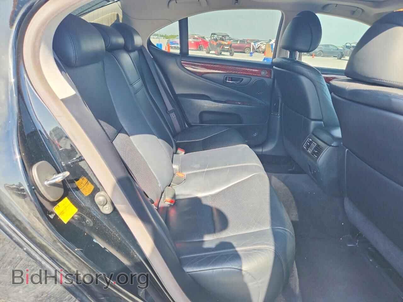 2011 LEXUS LS460 - VIN: JTHCL5EF2B5010368 - Photo 10