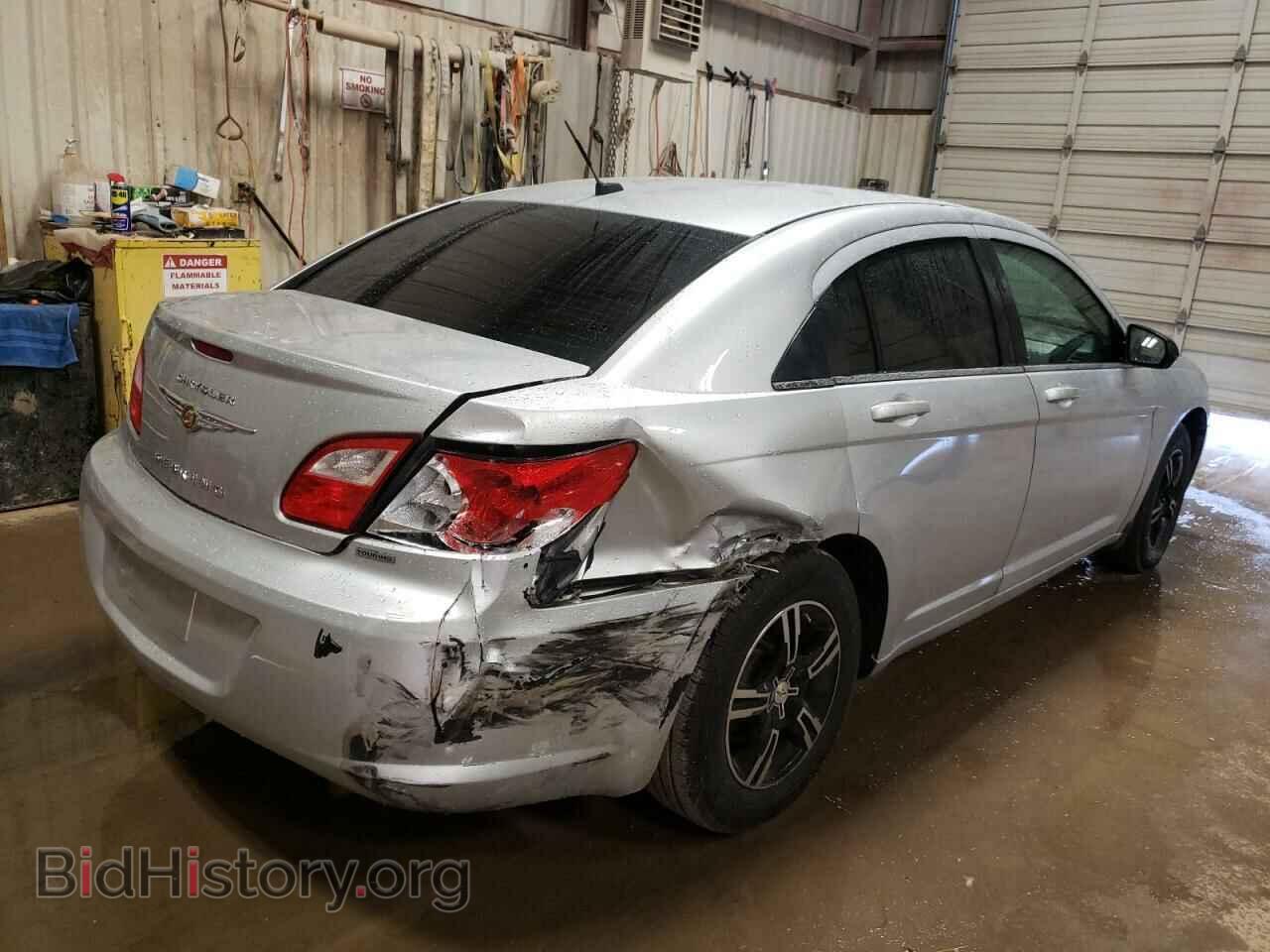 2010 CHRYSLER SEBRING - VIN: 1C3CC4FB5AN123354 - Фото 4