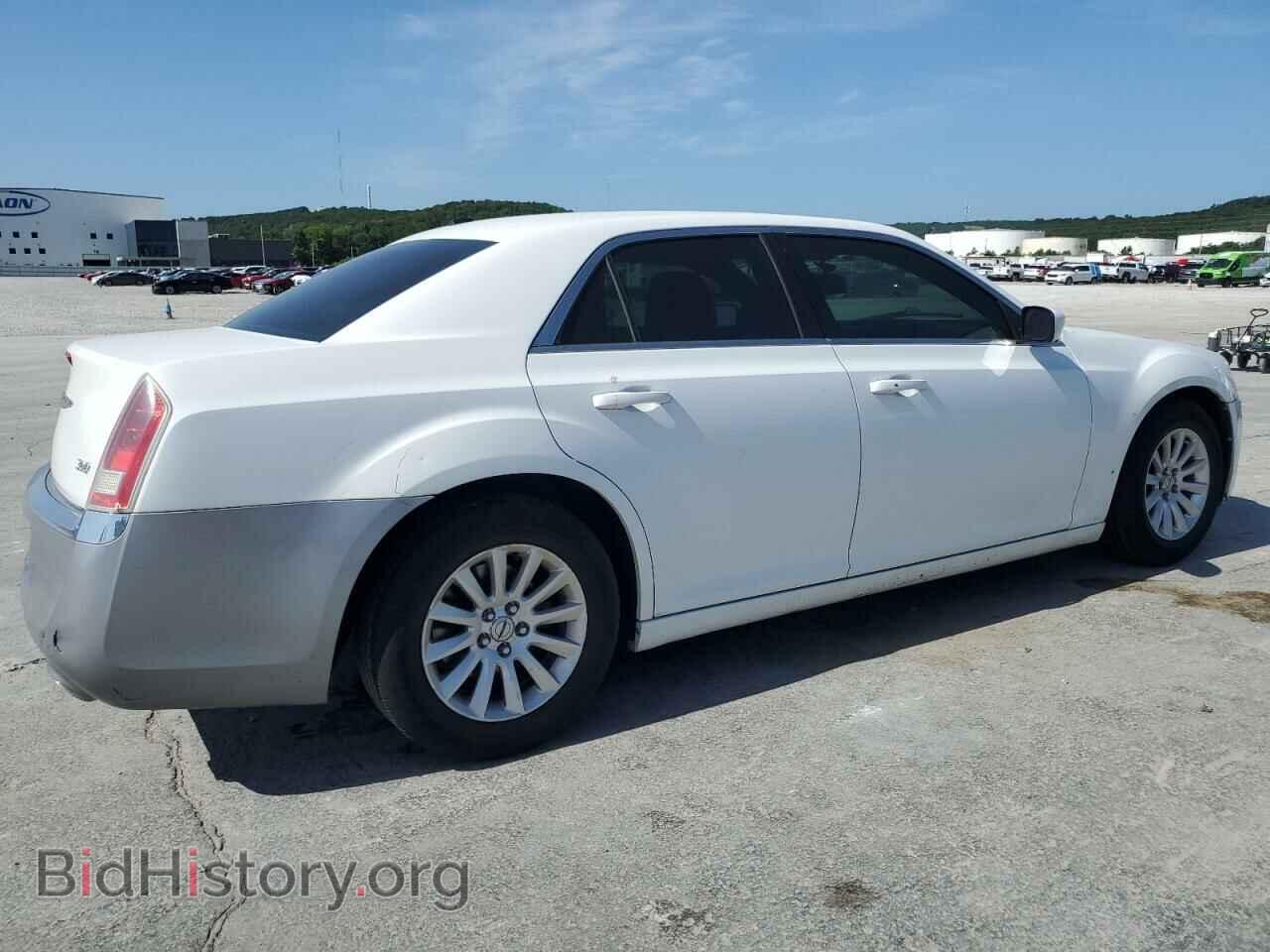 2013 CHRYSLER 300 - VIN: 2C3CCAAG8DH626469 - Фото 3