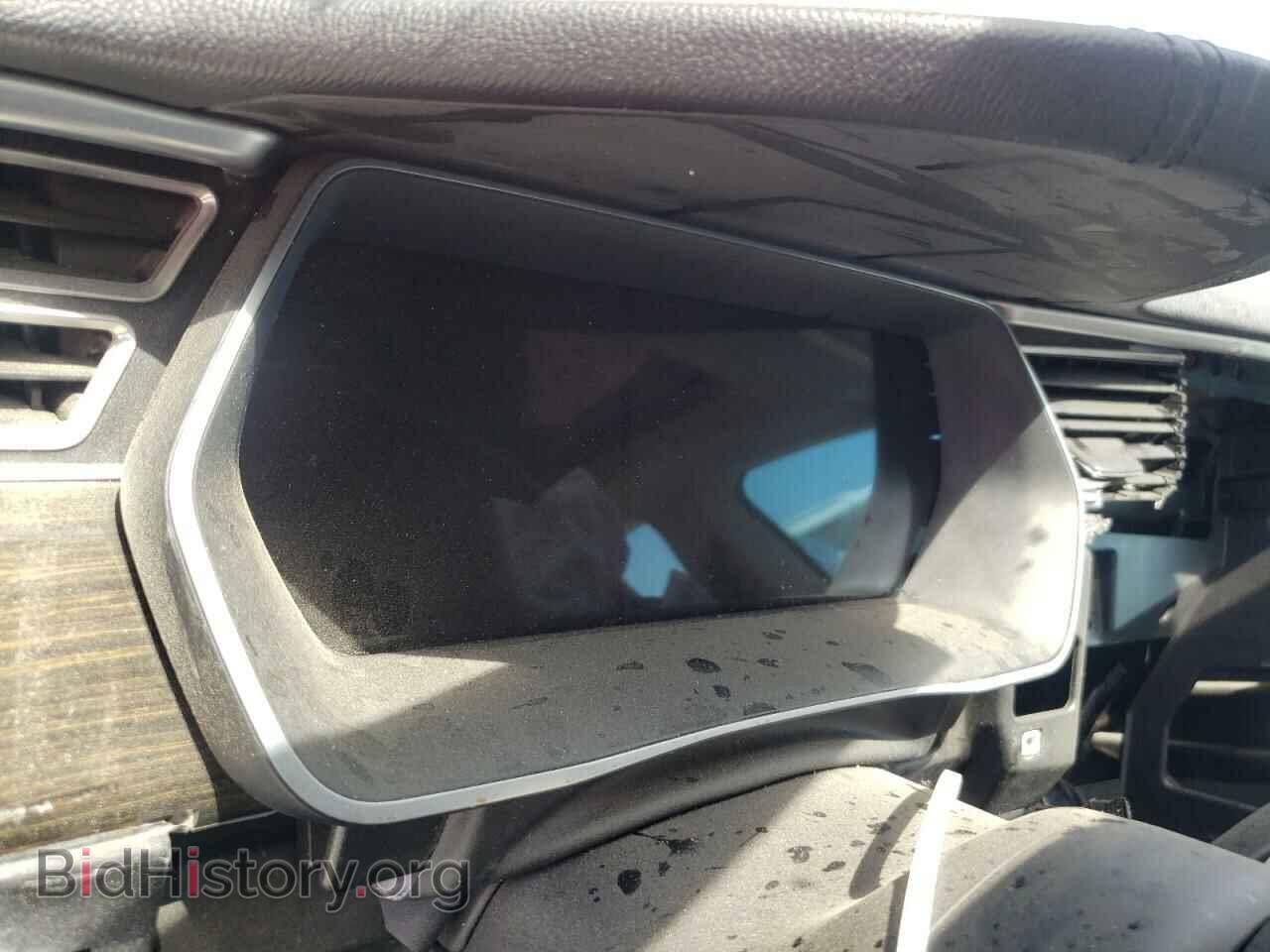 2015 TESLA MODEL S - VIN: 5YJSA1S17FFP76167 - Фото 9