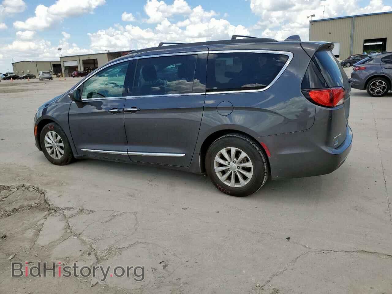 2017 CHRYSLER PACIFICA - VIN: 2C4RC1BG7HR529915 - Фото 2