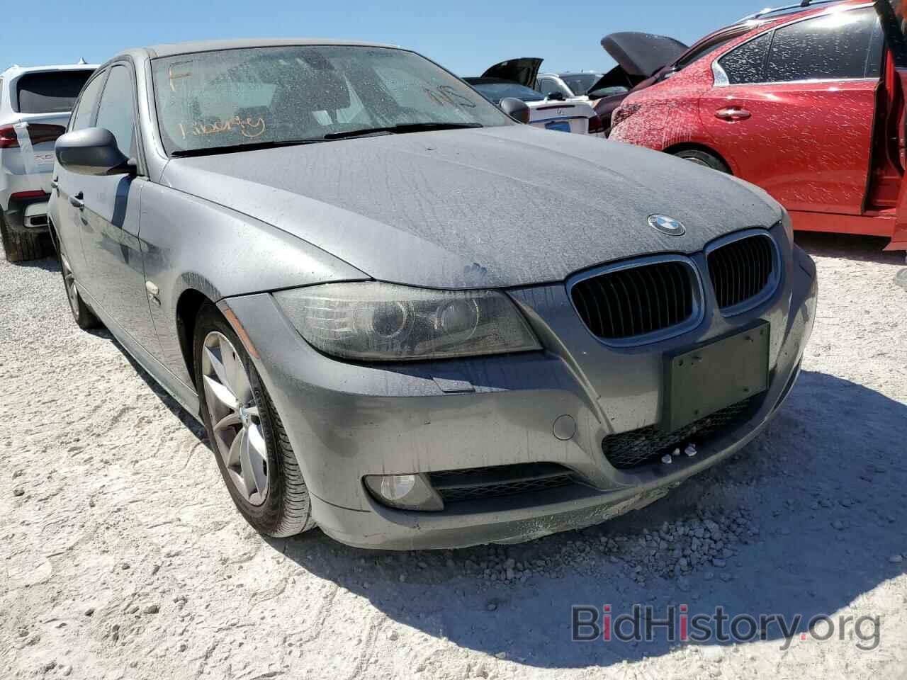 Photo WBAPK5C51AA647044 - BMW 3 SERIES 2010