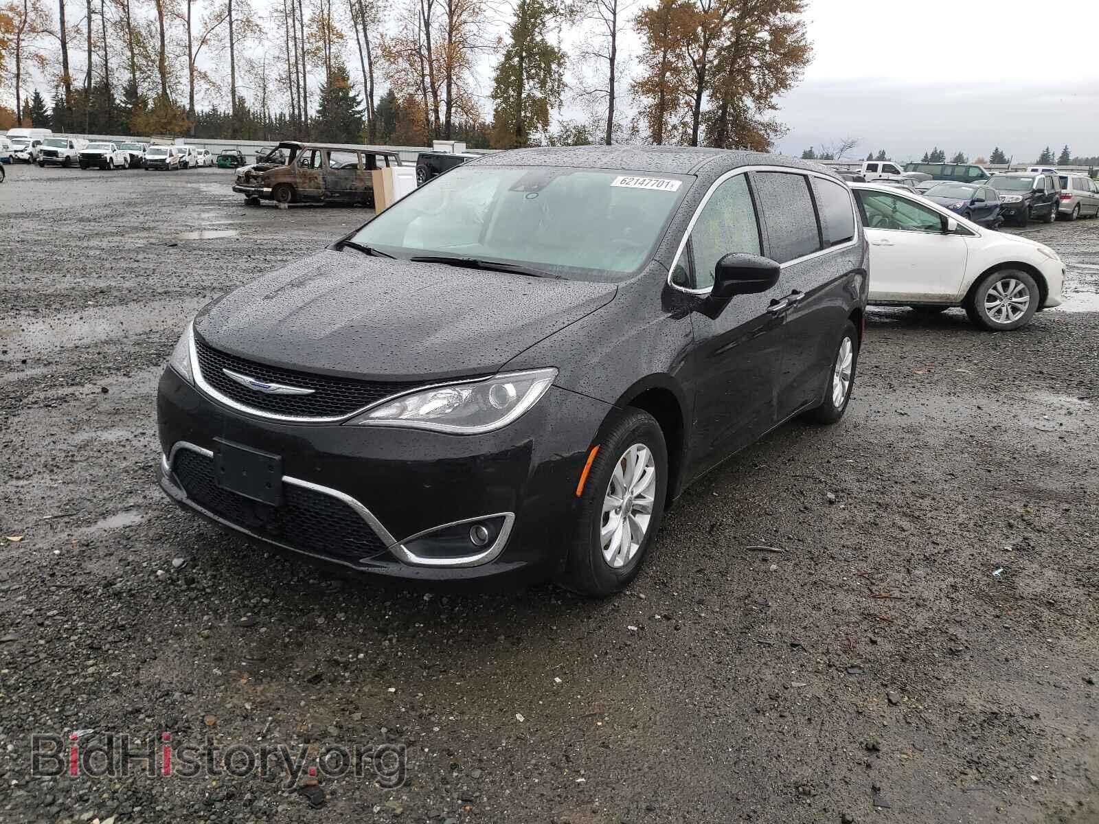 2019 CHRYSLER PACIFICA - VIN: 2C4RC1FG2KR576643 - Photo 2