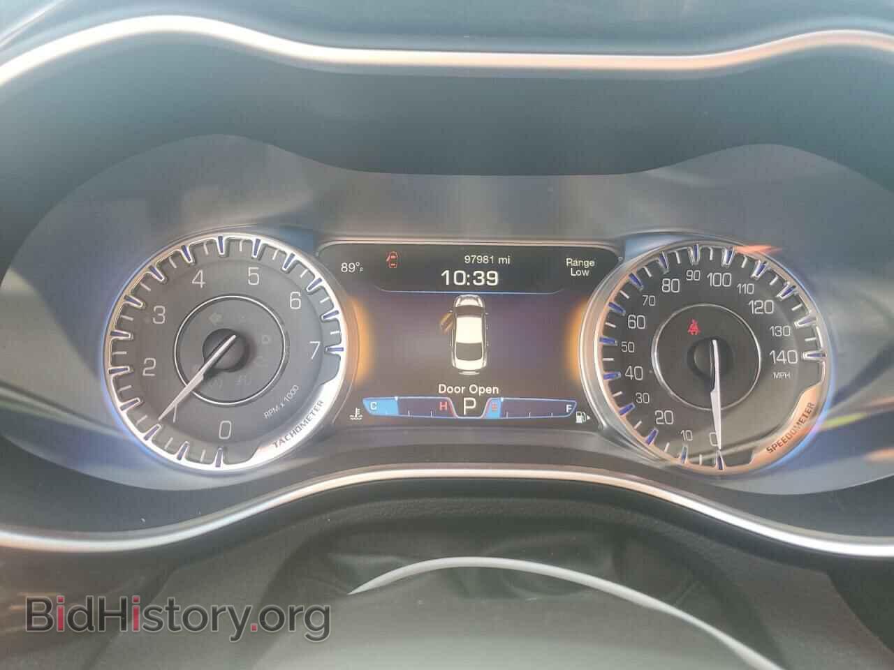 2015 CHRYSLER 200 - VIN: 1C3CCCCB3FN642618 - Фото 9