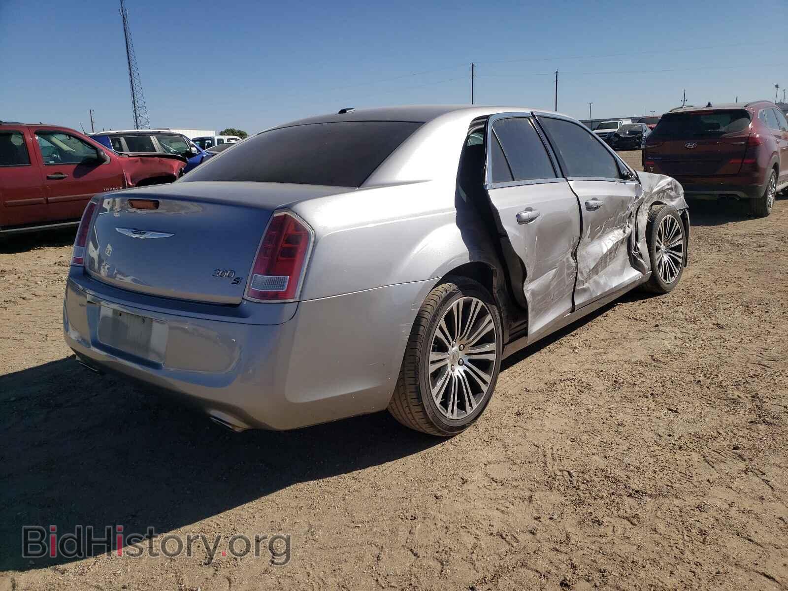 2014 CHRYSLER 300 - VIN: 2C3CCABG0EH200212 - Фото 4