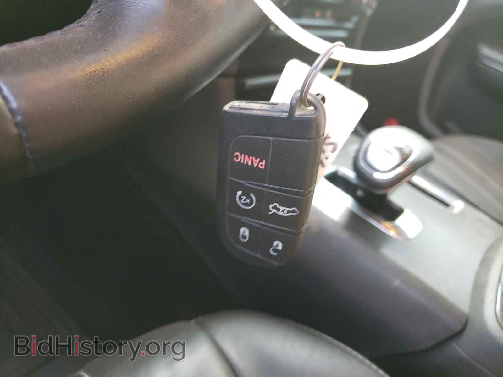 2014 CHRYSLER 300 - VIN: 2C3CCABG0EH200212 - Фото 9
