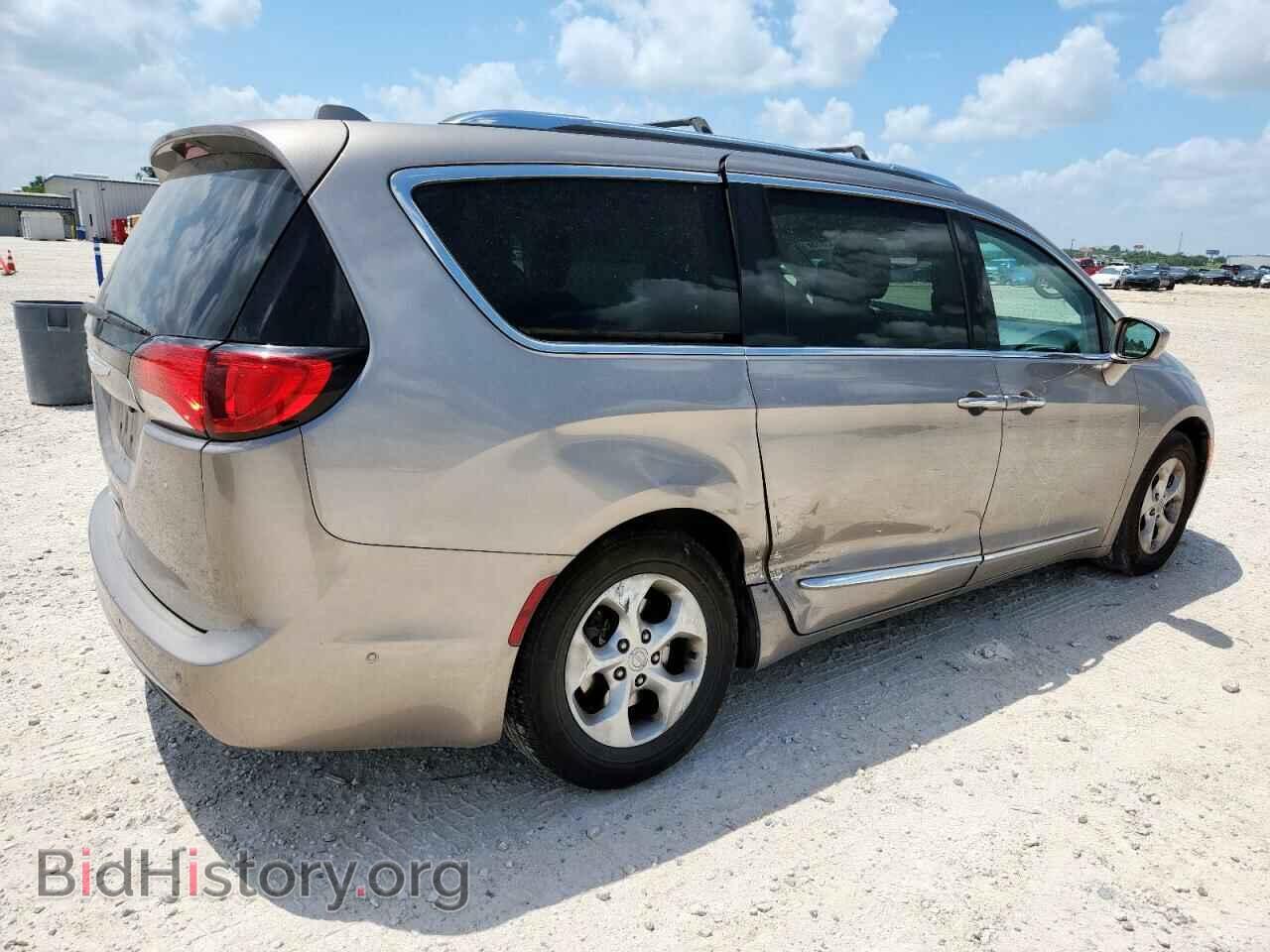2017 CHRYSLER PACIFICA - VIN: 2C4RC1EG7HR644252 - Фото 3