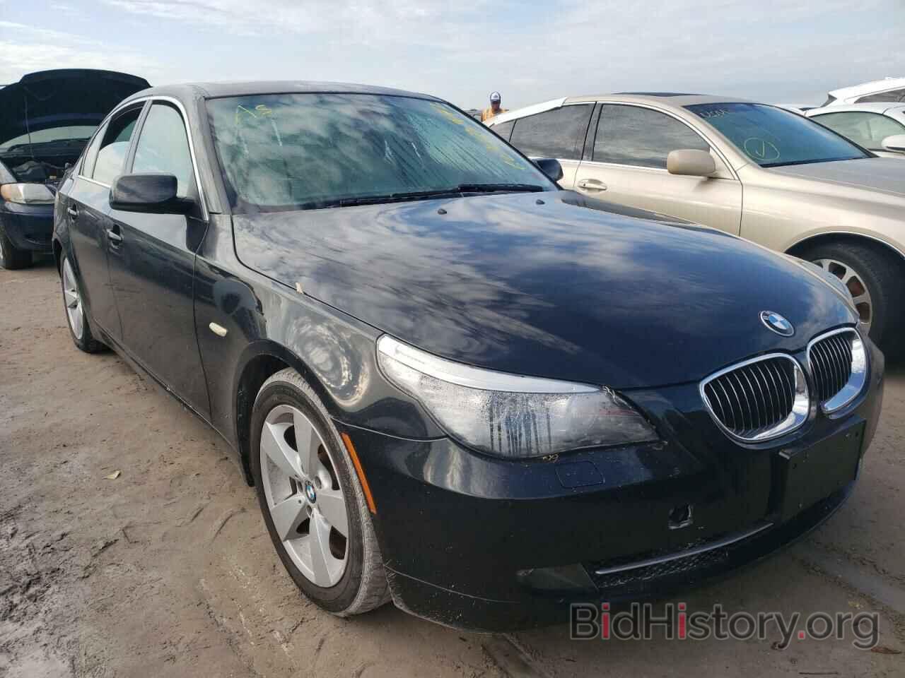 Photo WBANV13518CZ52498 - BMW 5 SERIES 2008