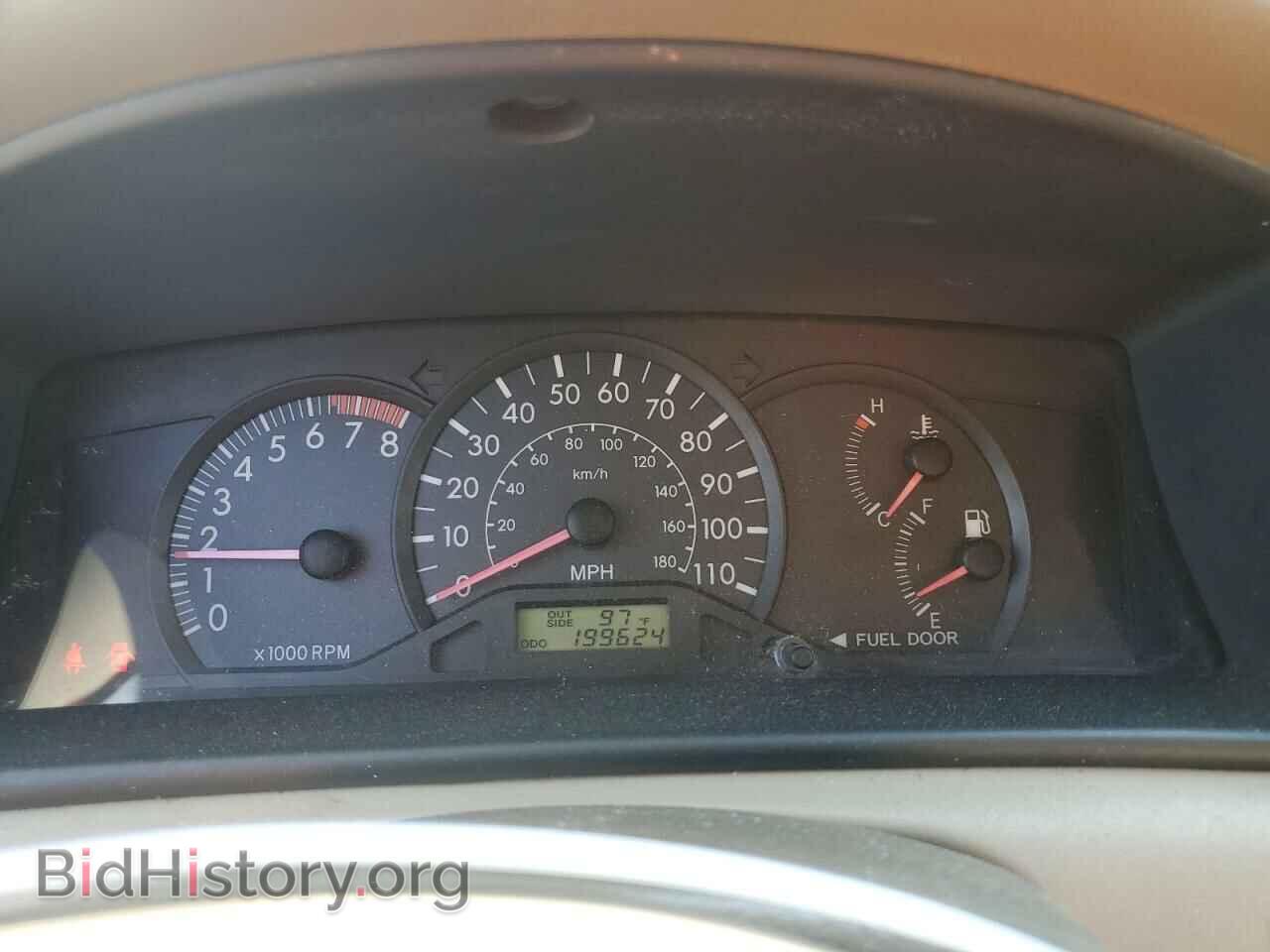 2005 TOYOTA COROLLA - VIN: JTDBR32E852060001 - Фото 9