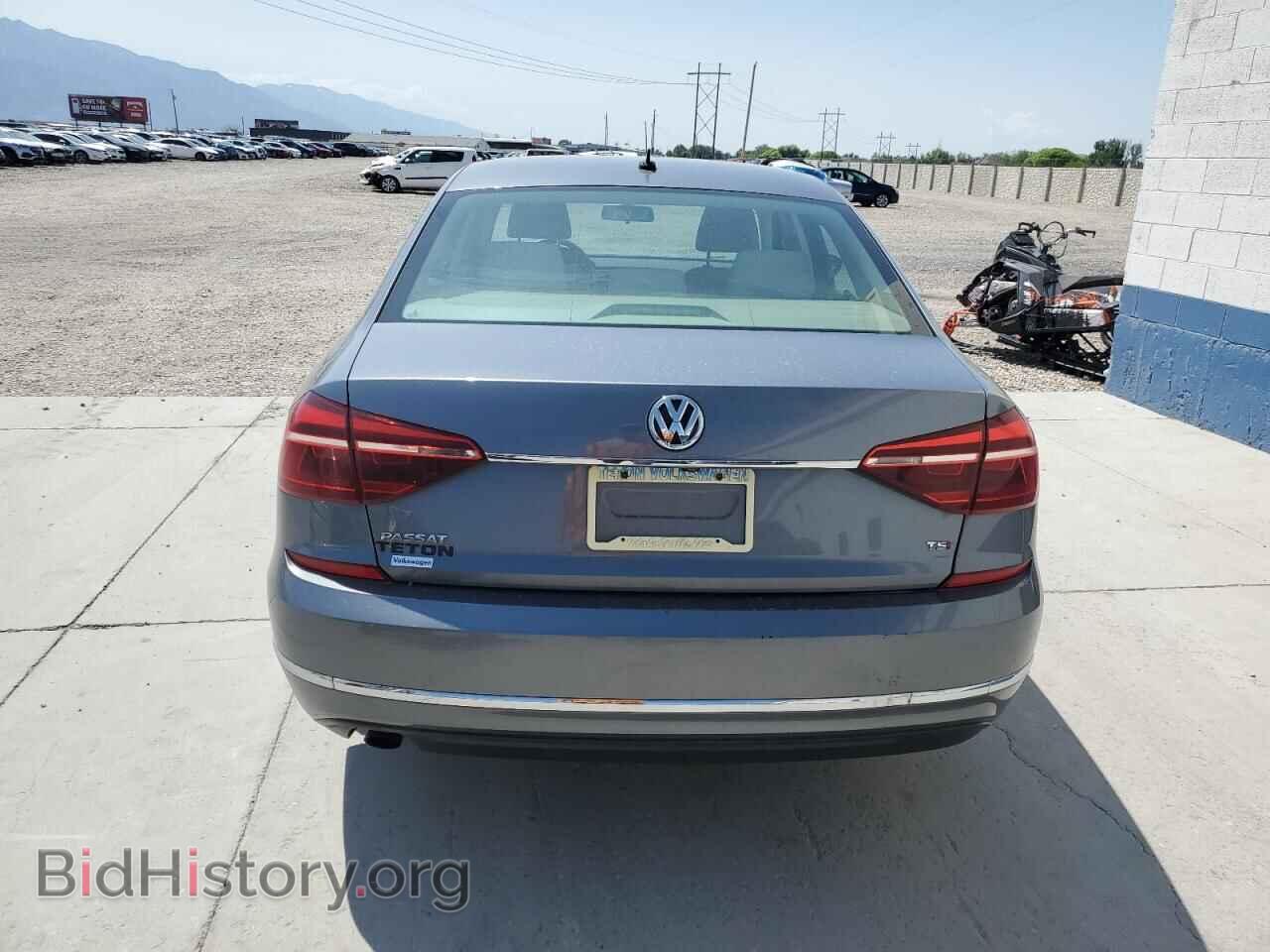 2017 VOLKSWAGEN PASSAT - VIN: 1VWAT7A33HC008534 - Фото 6