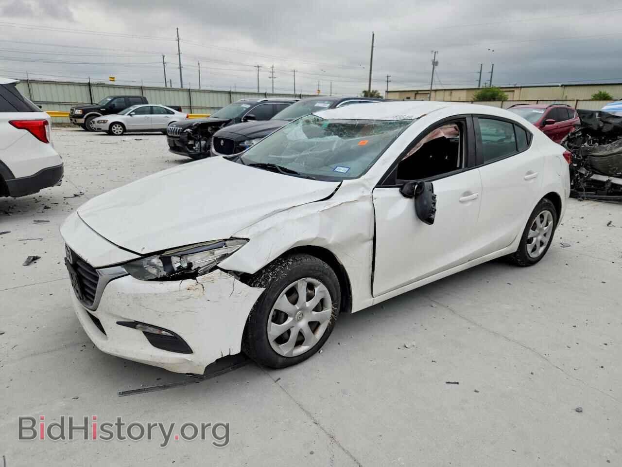 Фотография 3MZBN1U73HM101868 - MAZDA 3 2017