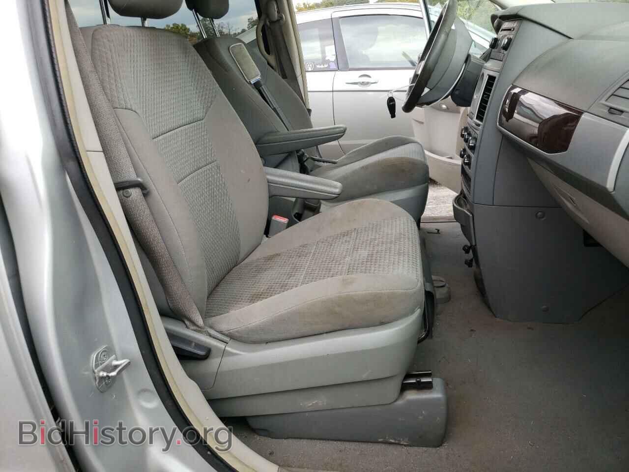 2010 CHRYSLER MINIVAN - VIN: 2A4RR5D12AR450134 - Фото 5