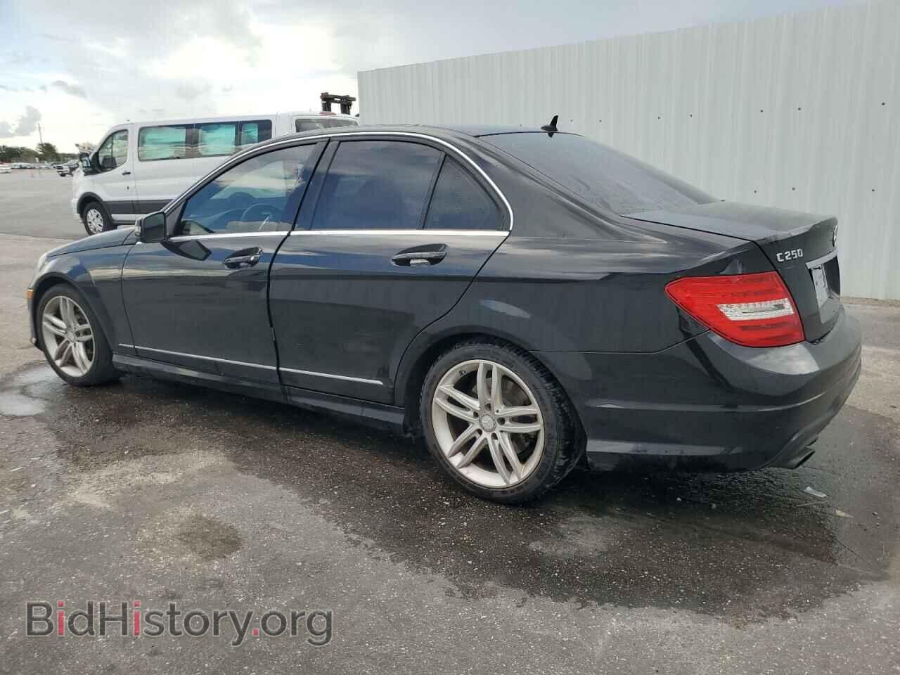 2014 MERCEDES-BENZ C-CLASS - VIN: WDDGF4HB7EA936280 - Фото 2