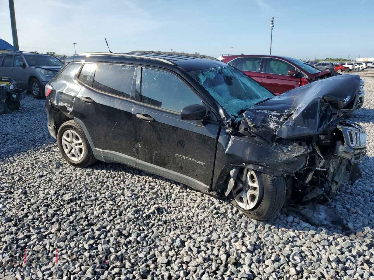 2018 JEEP COMPASS - VIN: 3C4NJCABXJT106979 - Фото 4