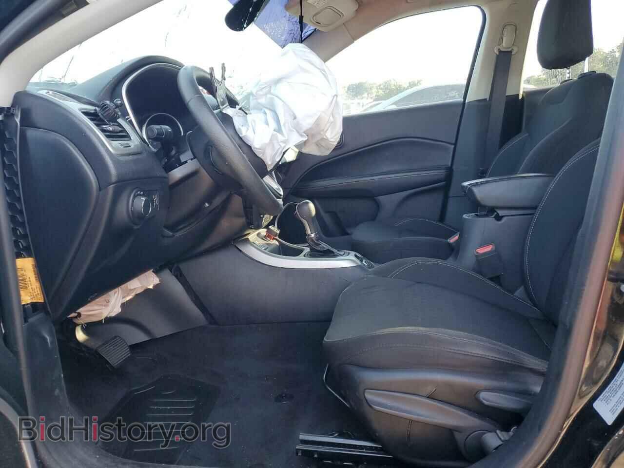 2018 JEEP COMPASS - VIN: 3C4NJCABXJT106979 - Фото 7