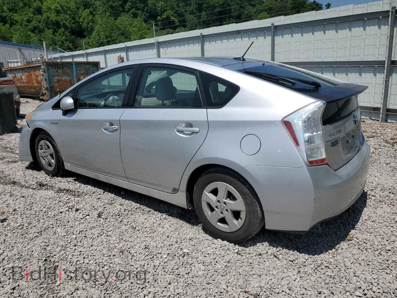 2011 TOYOTA PRIUS - VIN: JTDKN3DU2B0275932 - Фото 2