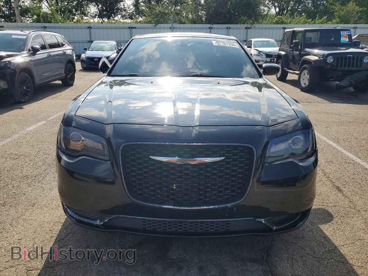 2019 CHRYSLER 300 - VIN: 2C3CCAAG2KH507281 - Фото 5