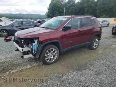 2022 Jeep COMPASS Latitude LUX, burgundy — VIN 3C4NJDFB7NT218871, Copart