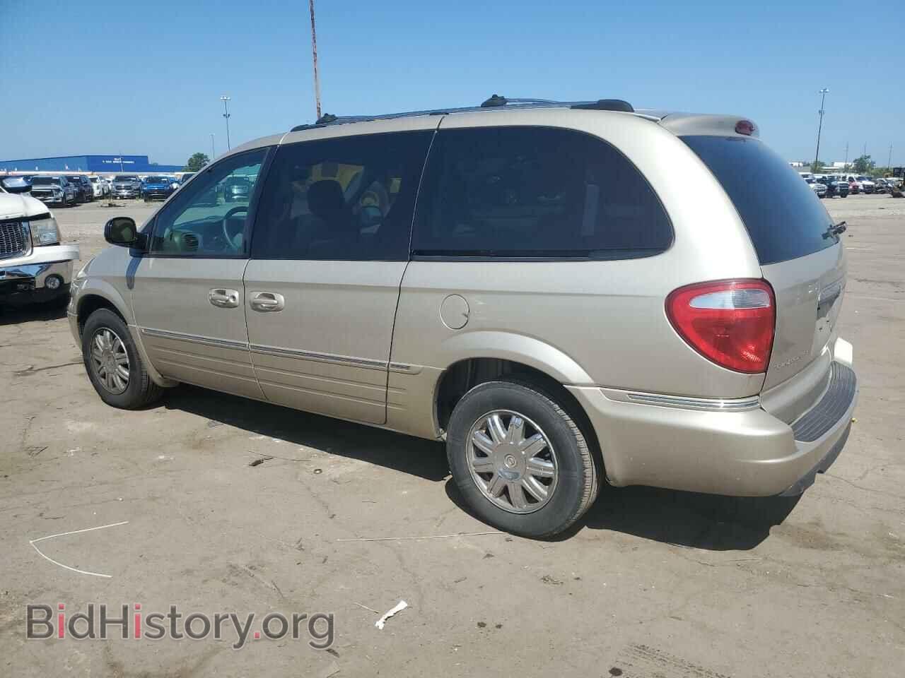 2005 CHRYSLER MINIVAN - VIN: 2C8GP64L25R181275 - Фото 2