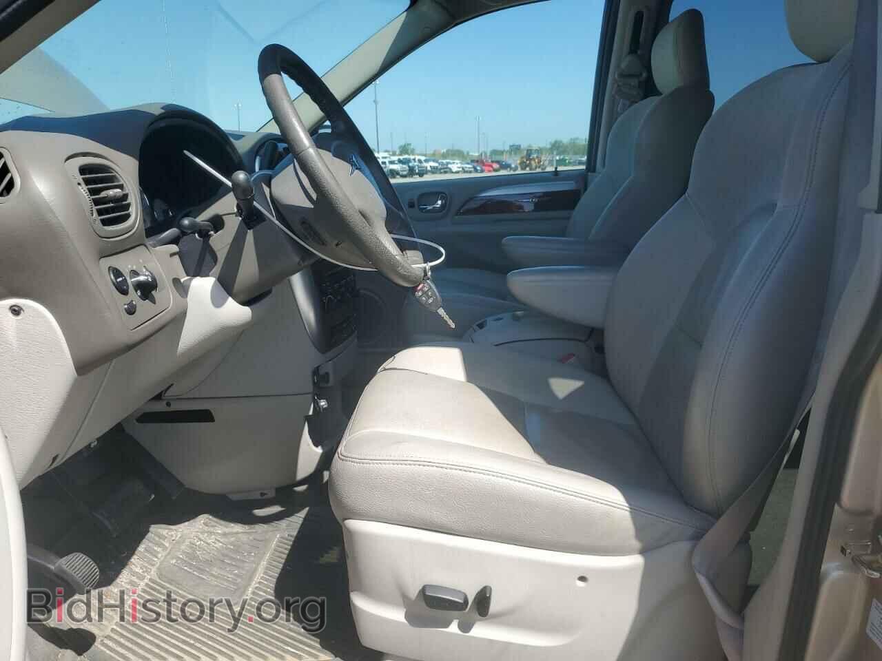 2005 CHRYSLER MINIVAN - VIN: 2C8GP64L25R181275 - Фото 7