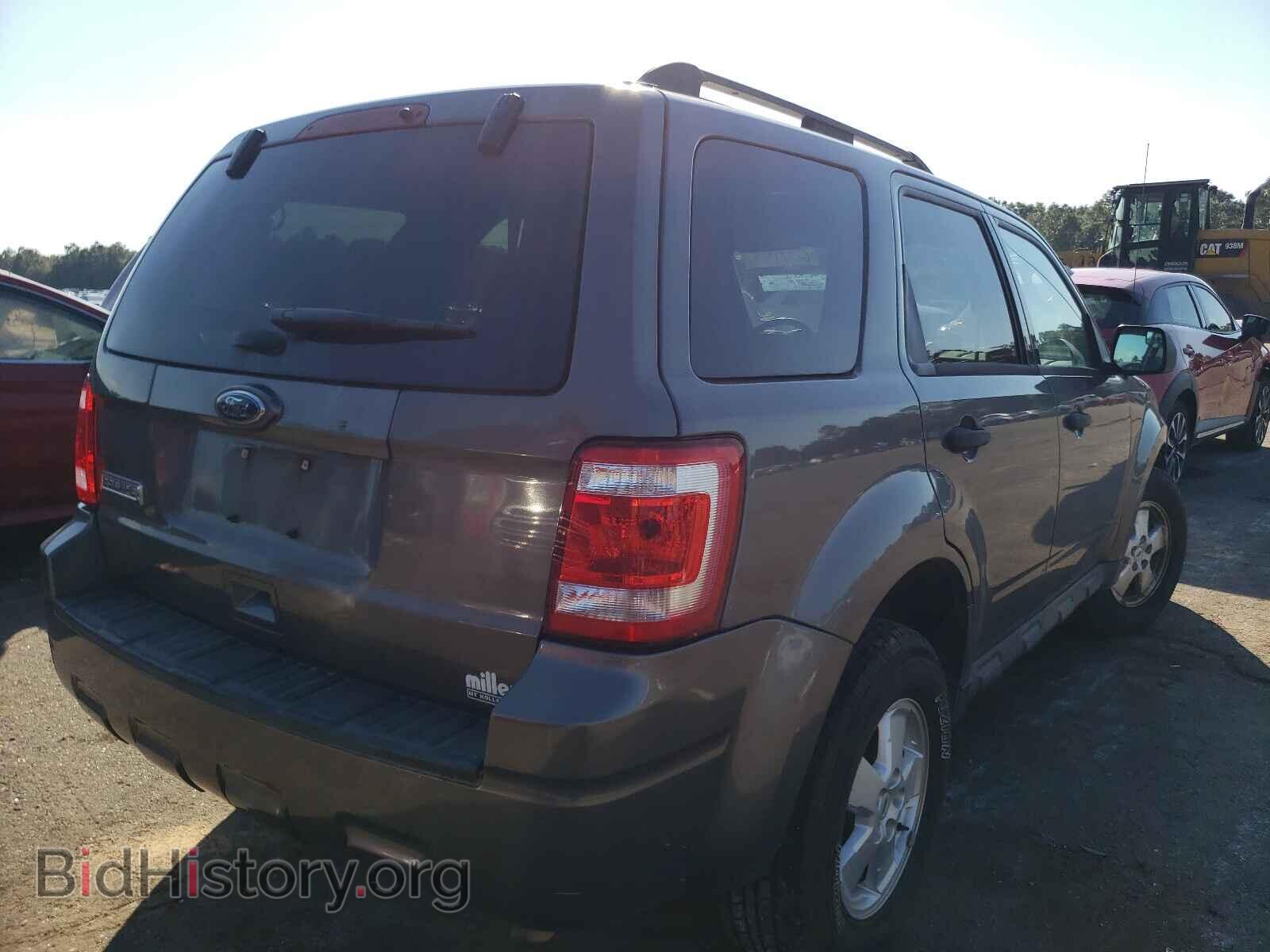 2011 FORD ESCAPE - VIN: 1FMCU0D79BKB43654 - Фото 4
