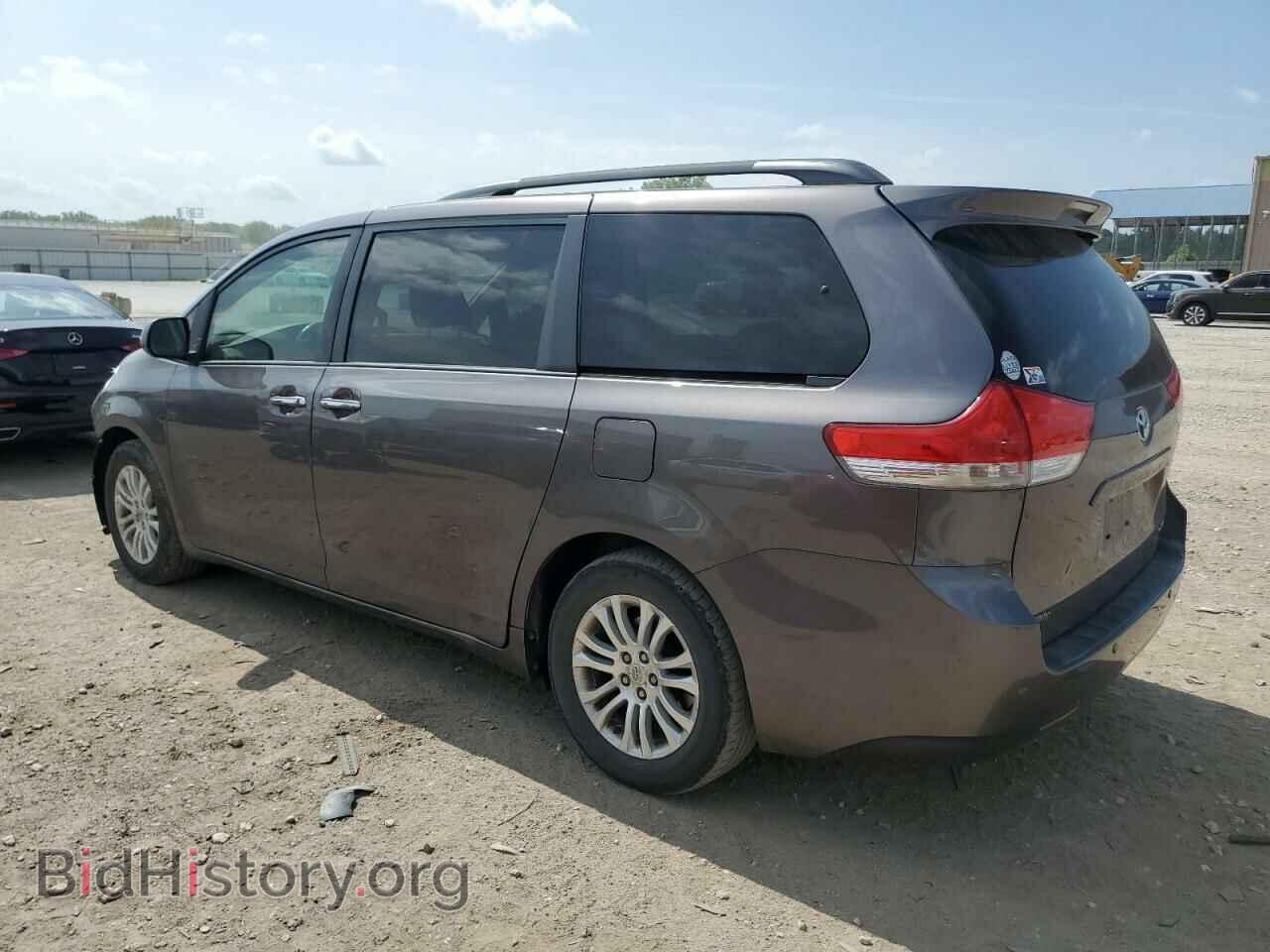 2013 TOYOTA All Models - VIN: 5TDYK3DC4DS340158 - Фото 2