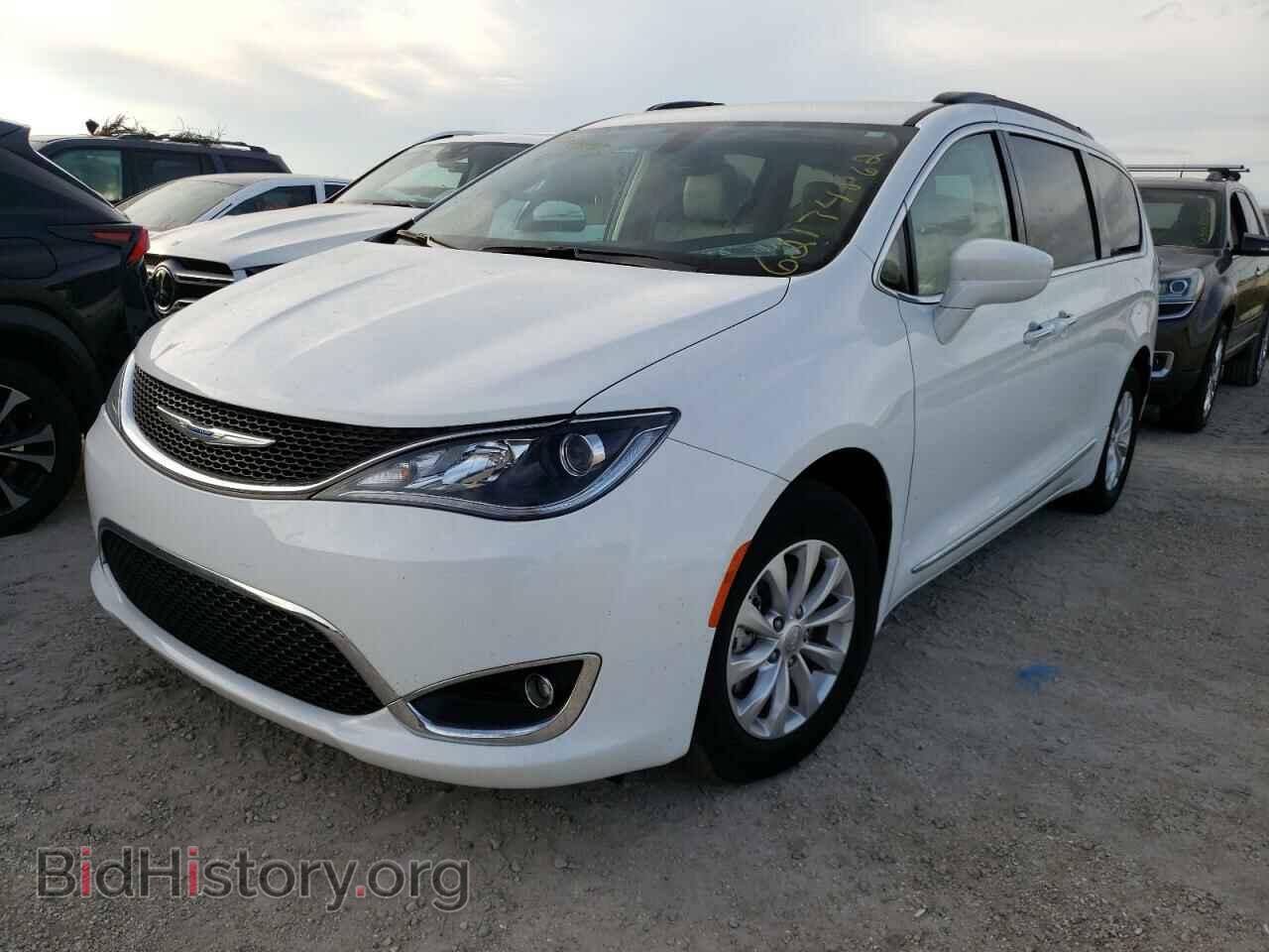 2017 CHRYSLER PACIFICA - VIN: 2C4RC1BG7HR759650 - Photo 2