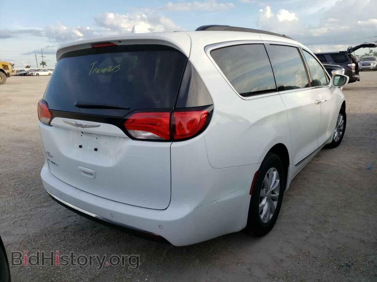 2017 CHRYSLER PACIFICA - VIN: 2C4RC1BG7HR759650 - Photo 4