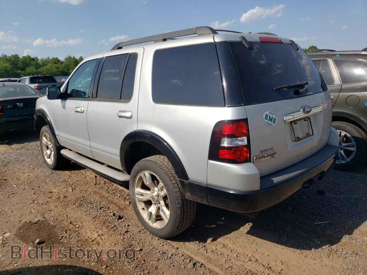 2010 FORD EXPLORER - VIN: 1FMEU8DEXAUA85482 - Фото 2