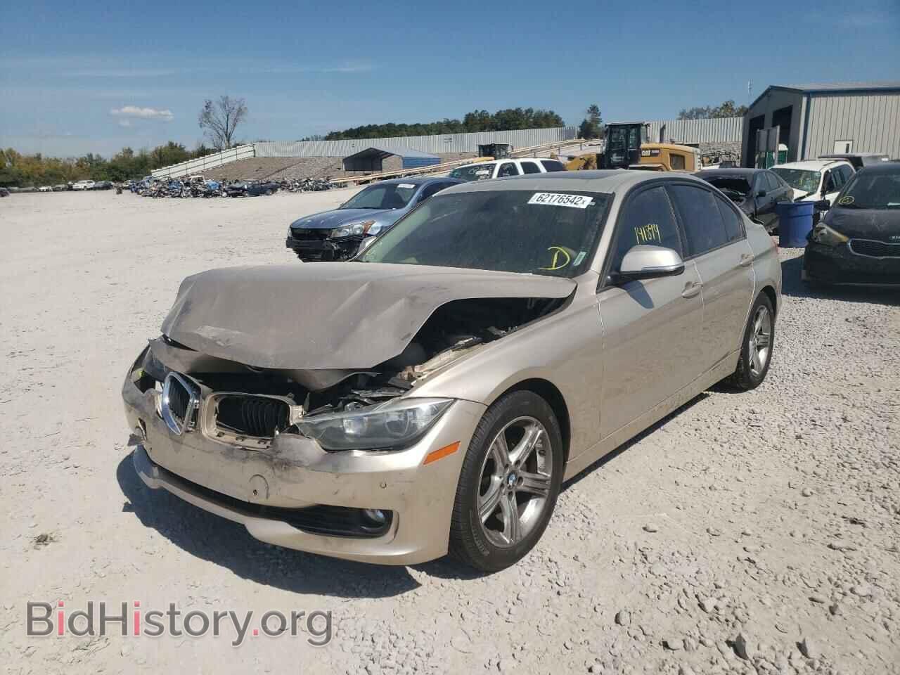2013 BMW 3 SERIES - VIN: WBA3A5G51DNP26741 - Фото 2