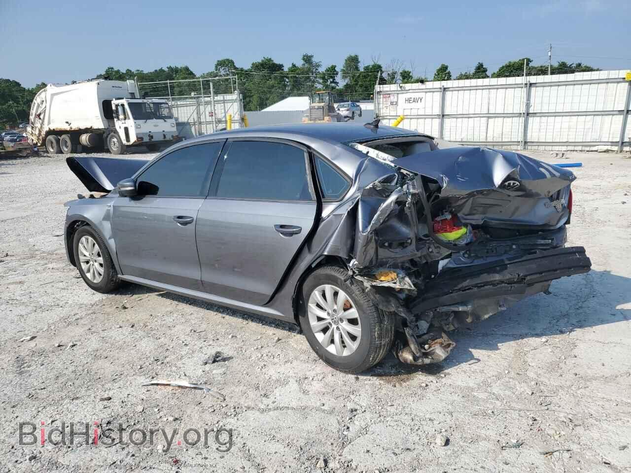 2015 VOLKSWAGEN PASSAT - VIN: 1VWAT7A3XFC049322 - Фото 2