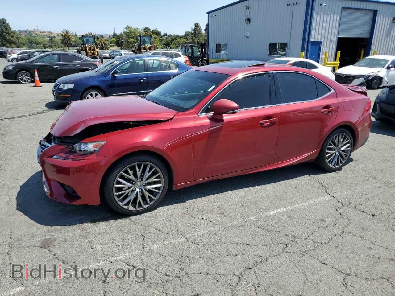Photo JTHBF1D29F5050432 - LEXUS IS 2015