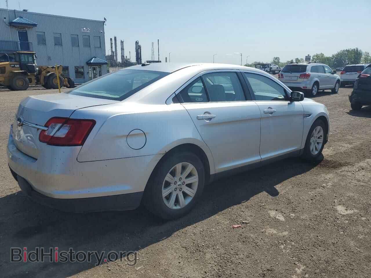 2010 FORD TAURUS - VIN: 1FAHP2DW7AG158407 - Фото 3