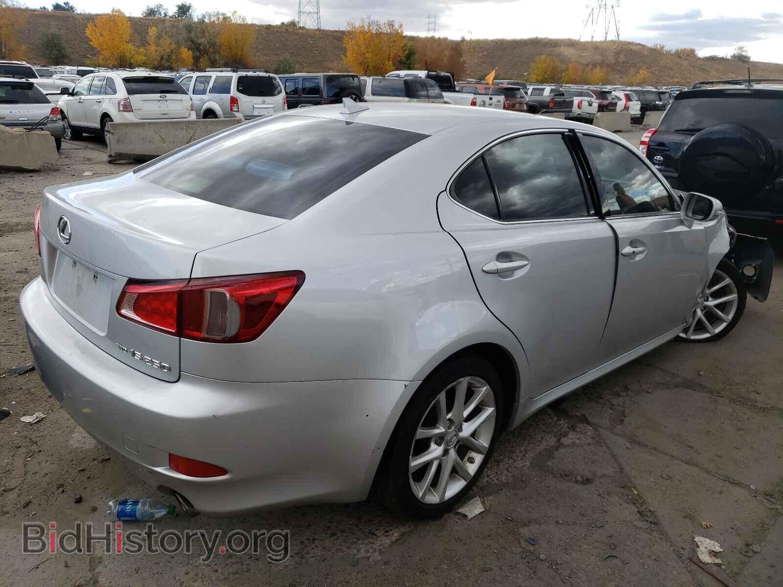 2011 LEXUS IS - VIN: JTHCF5C21B5052022 - Photo 4