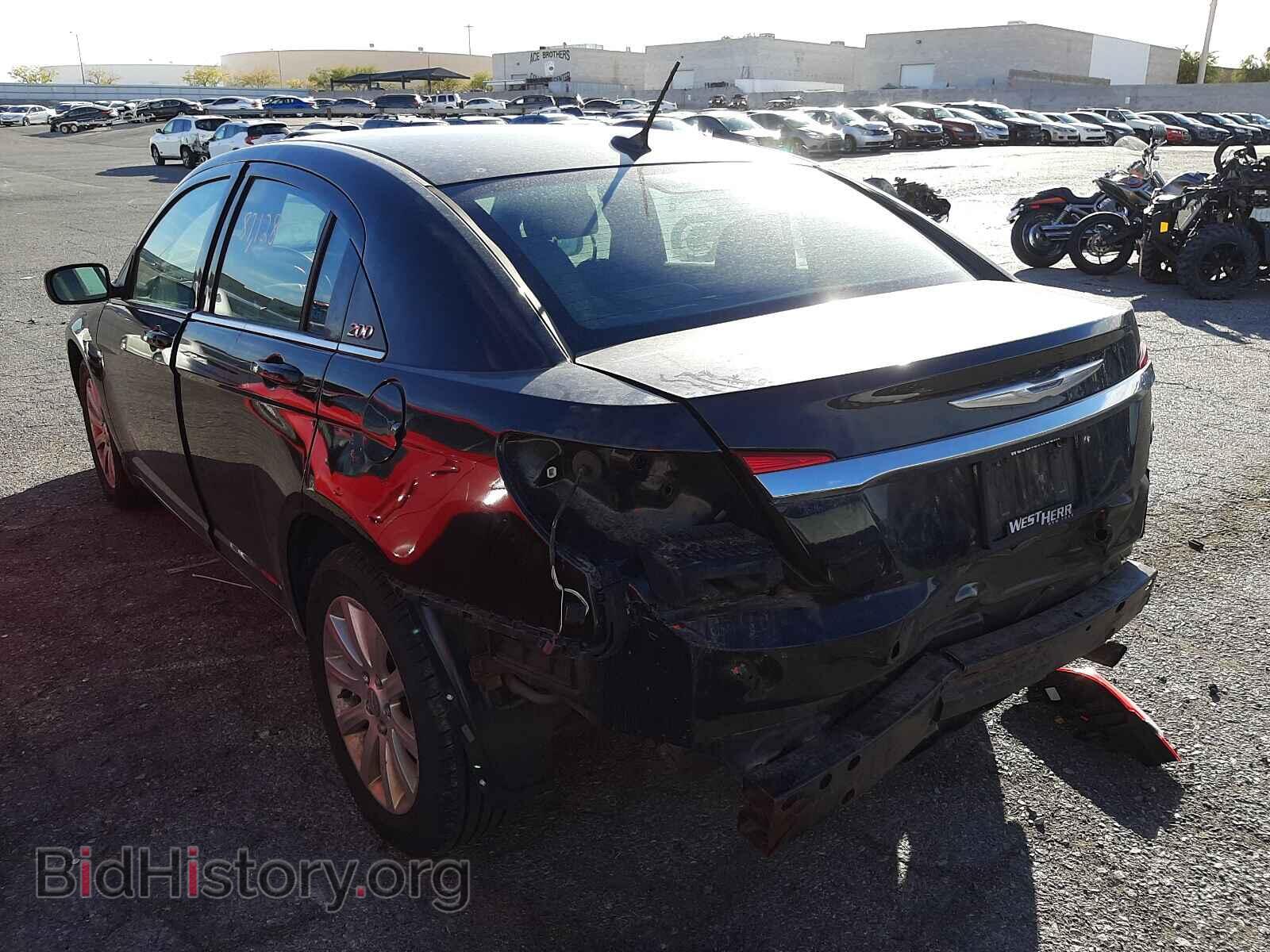 2011 CHRYSLER 200 - VIN: 1C3BC1FB1BN617884 - Фото 3