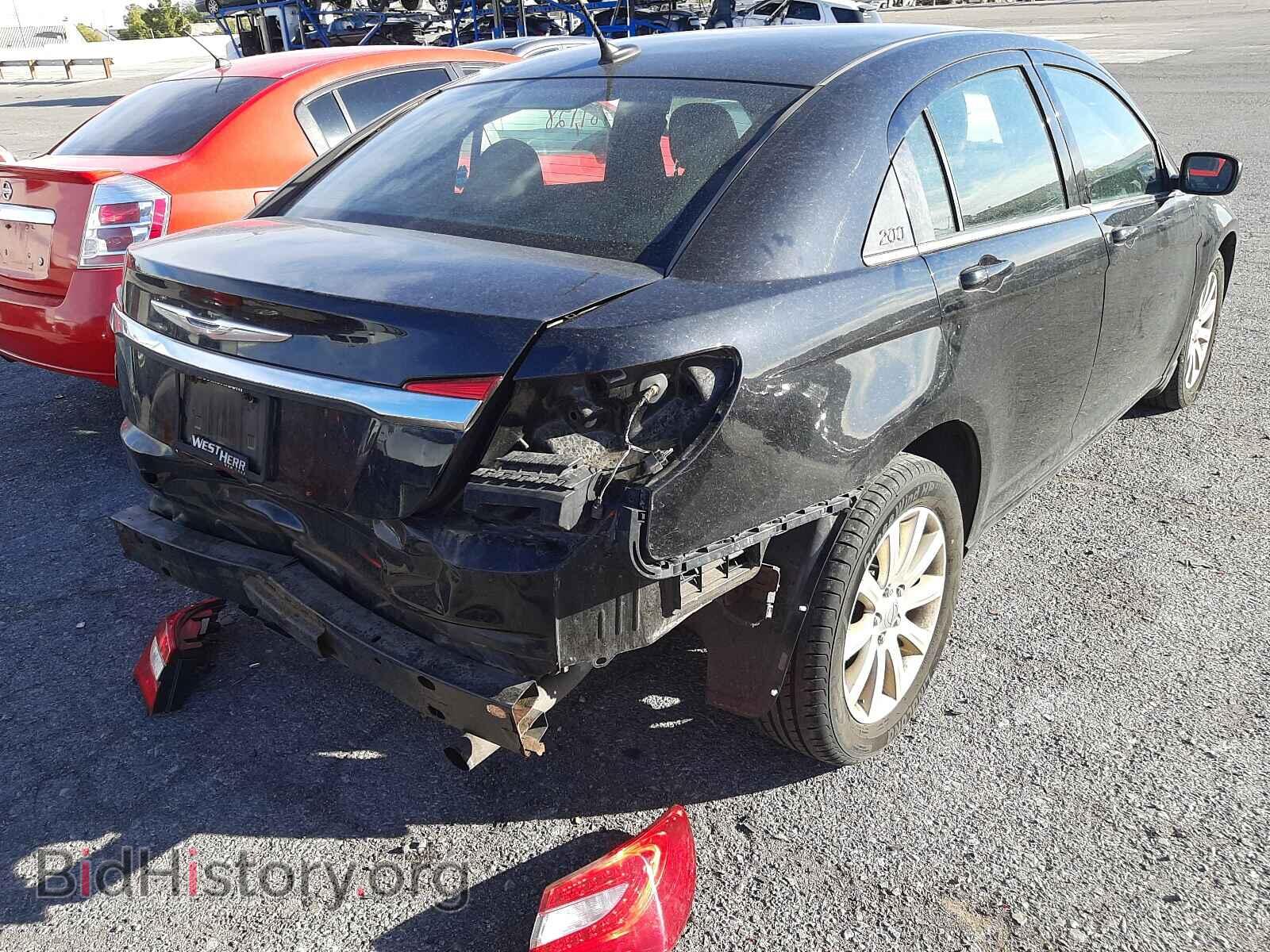 2011 CHRYSLER 200 - VIN: 1C3BC1FB1BN617884 - Фото 4