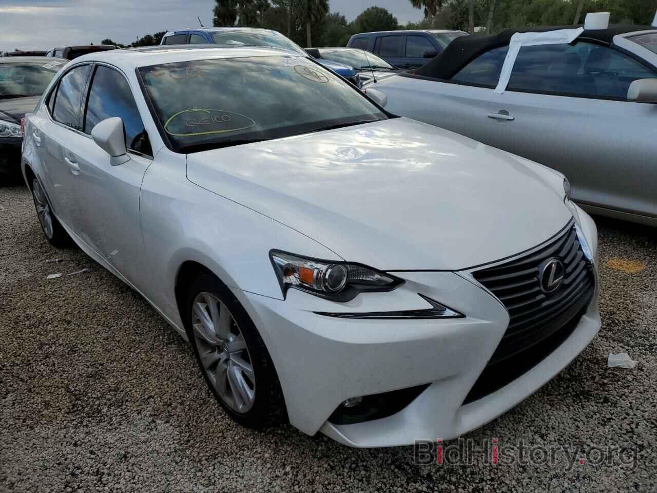 Photo JTHBA1D24G5028094 - LEXUS IS 2016