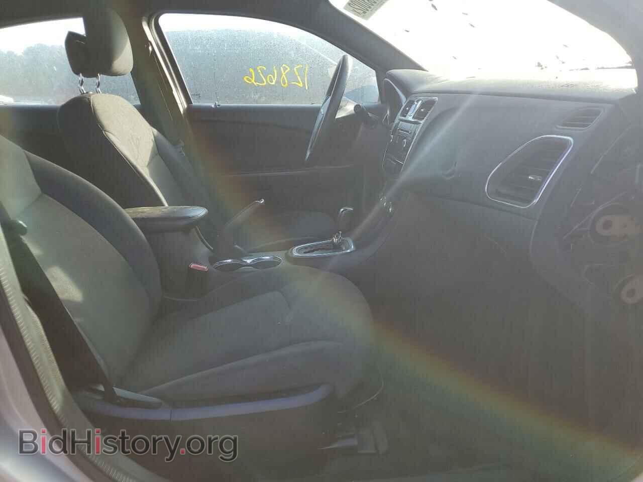 2013 CHRYSLER 200 - VIN: 1C3CCBAB0DN640819 - Фото 5