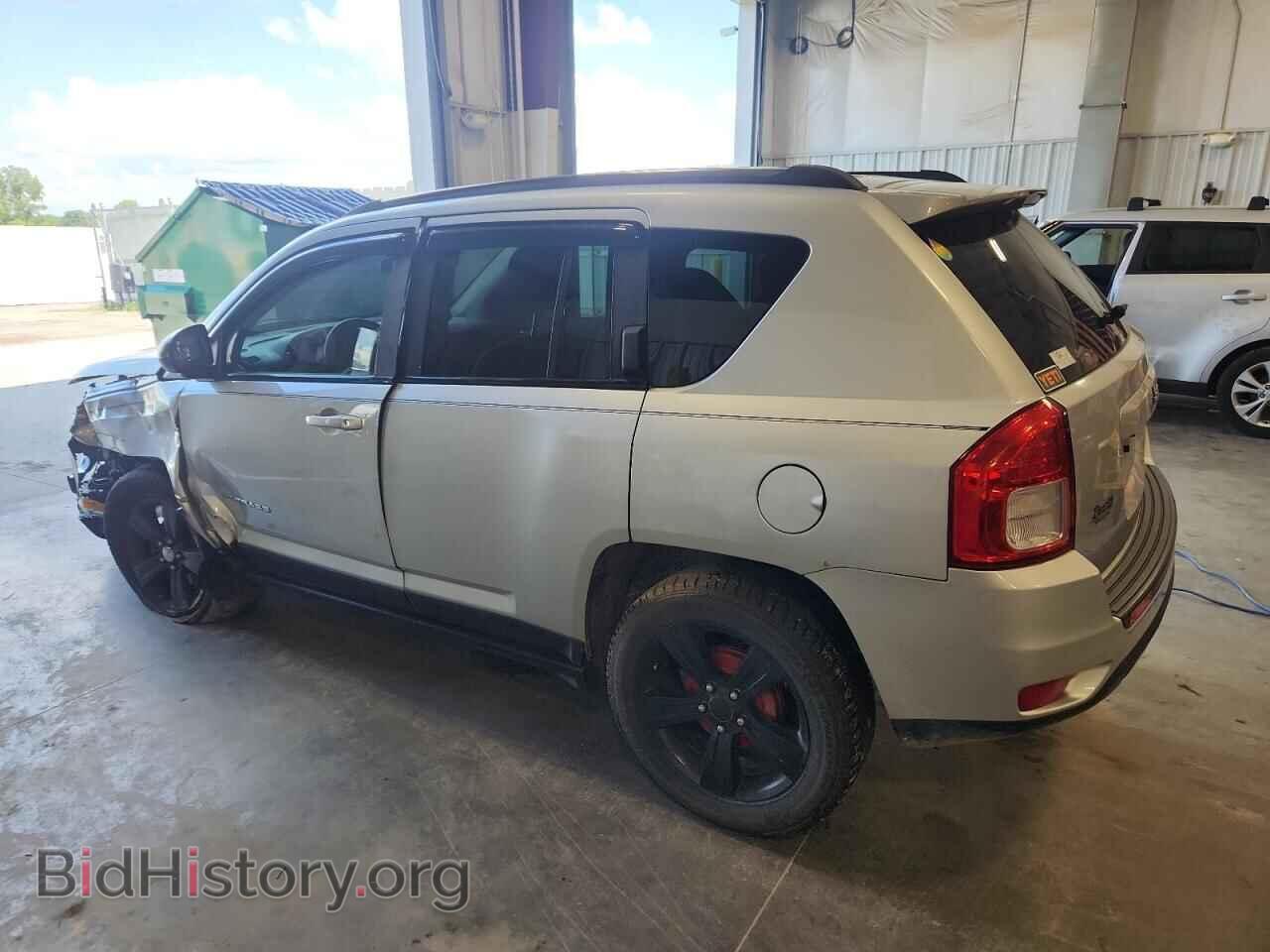 2011 JEEP COMPASS - VIN: 1J4NT1FB4BD236457 - Фото 2