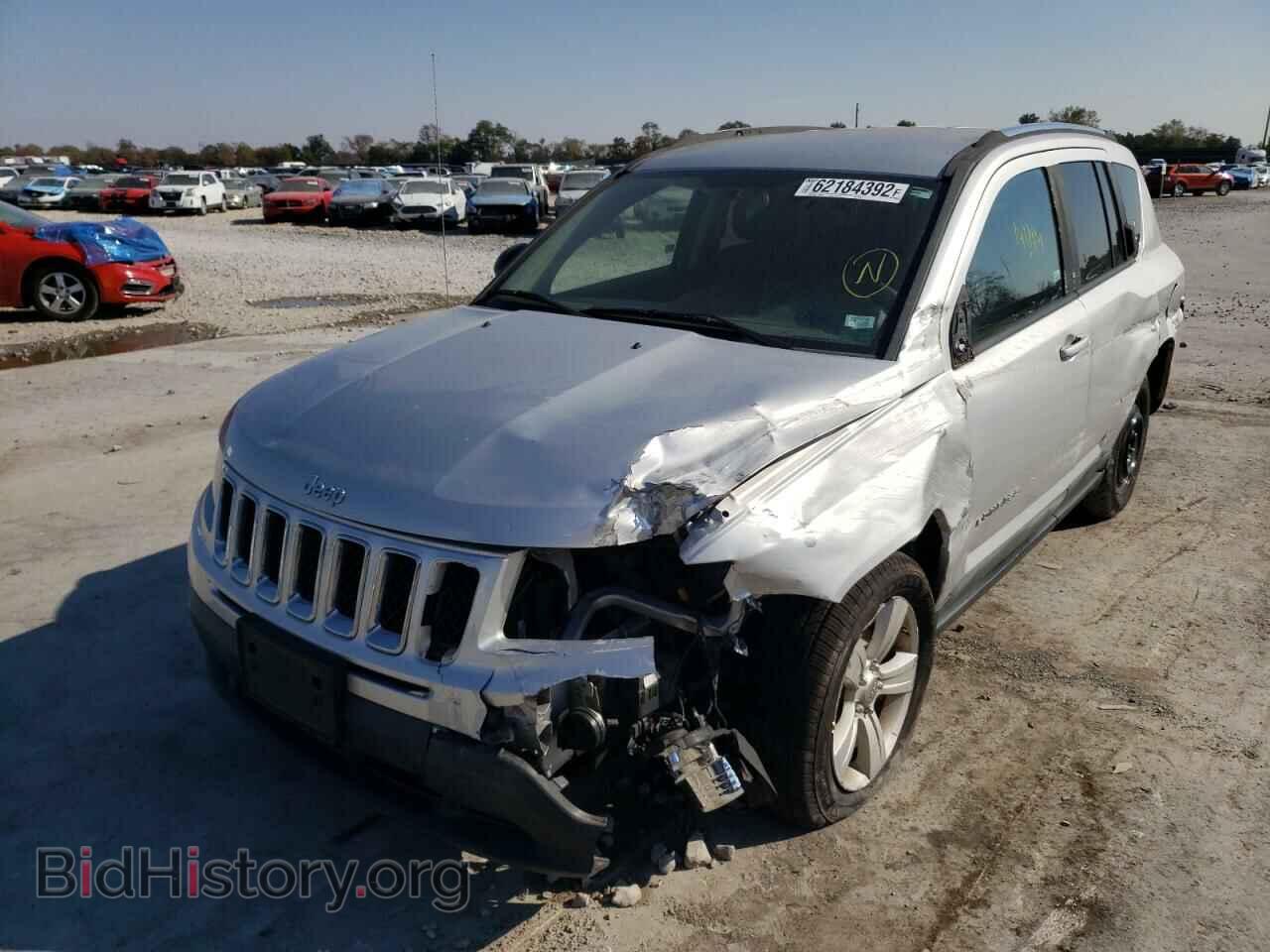 2011 JEEP COMPASS - VIN: 1J4NT1FA1BD287440 - Photo 2
