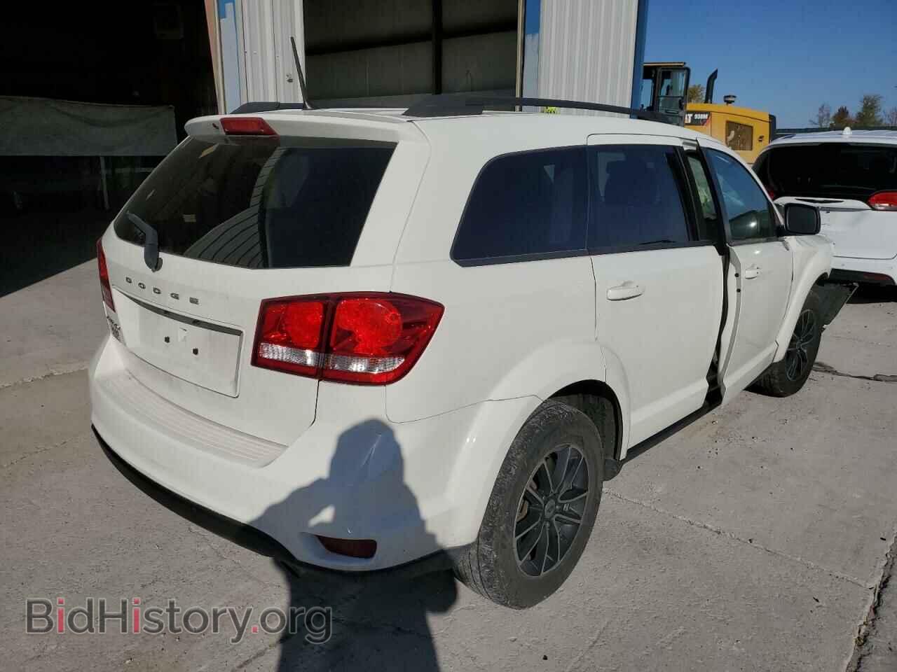 2018 DODGE JOURNEY - VIN: 3C4PDCBG3JT522818 - Фото 4