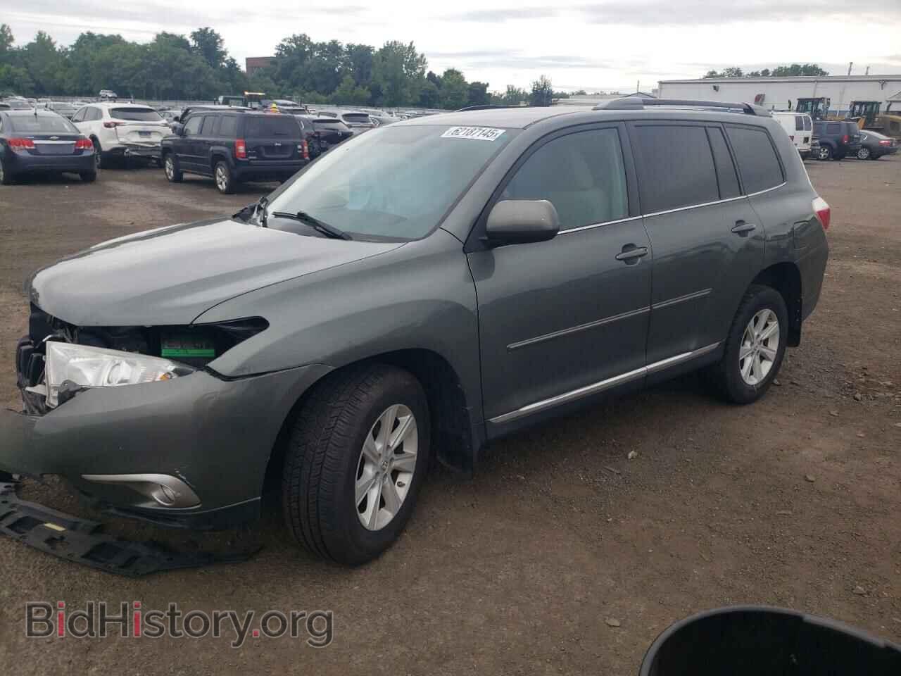 Фотография 5TDBK3EH8DS246400 - TOYOTA HIGHLANDER 2013