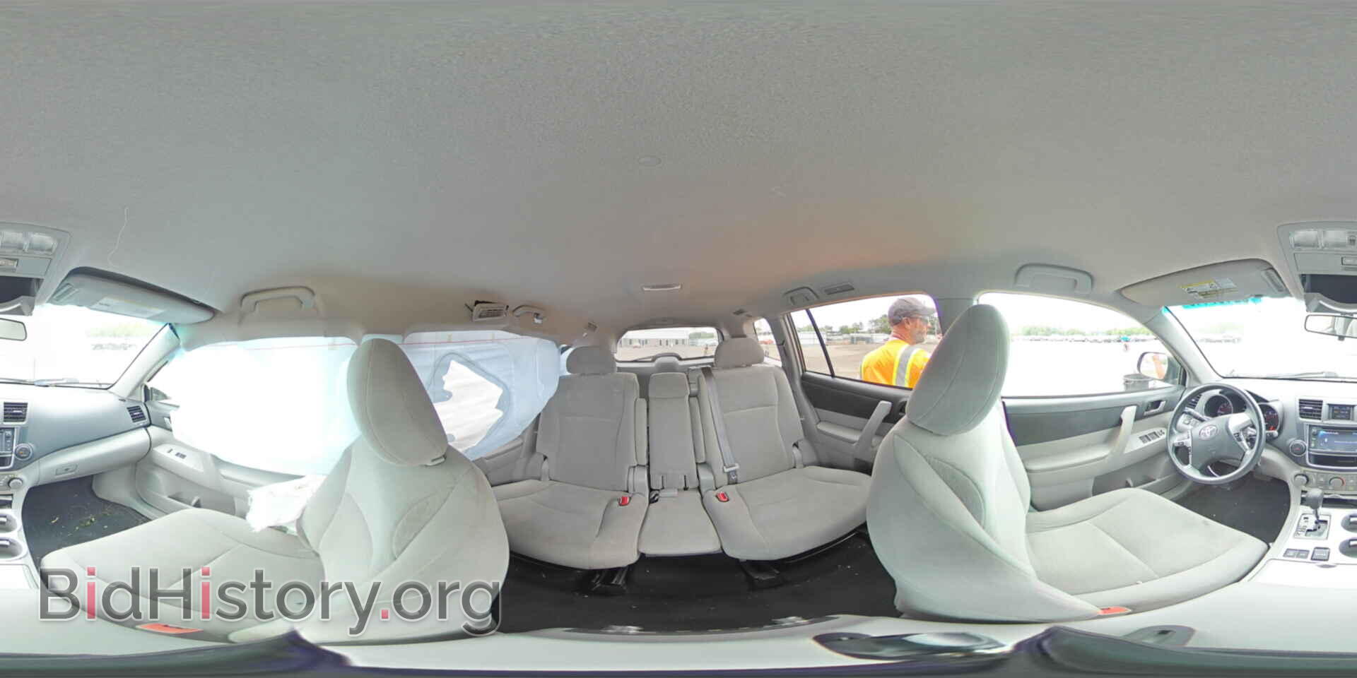 2013 TOYOTA HIGHLANDER - VIN: 5TDBK3EH8DS246400 - Фото 14