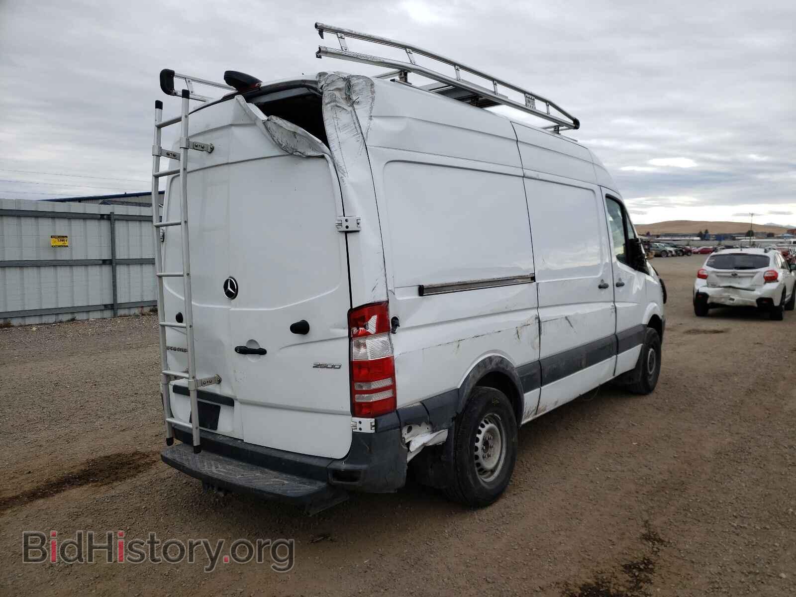 2017 MERCEDES-BENZ SPRINTER - VIN: WD3PE7CD4HP547843 - Photo 4