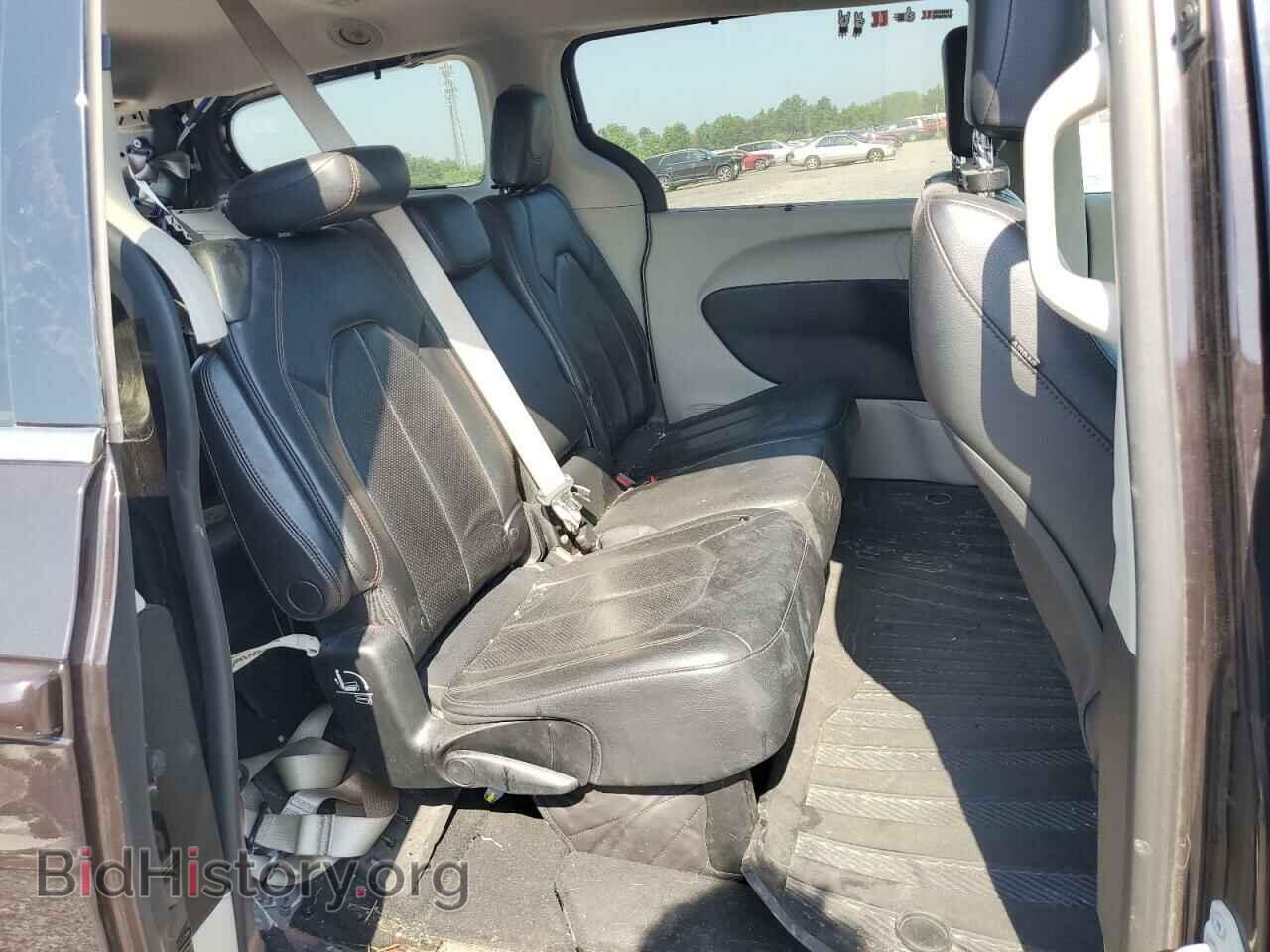 2018 CHRYSLER PACIFICA - VIN: 2C4RC1BG8JR217107 - Фото 11