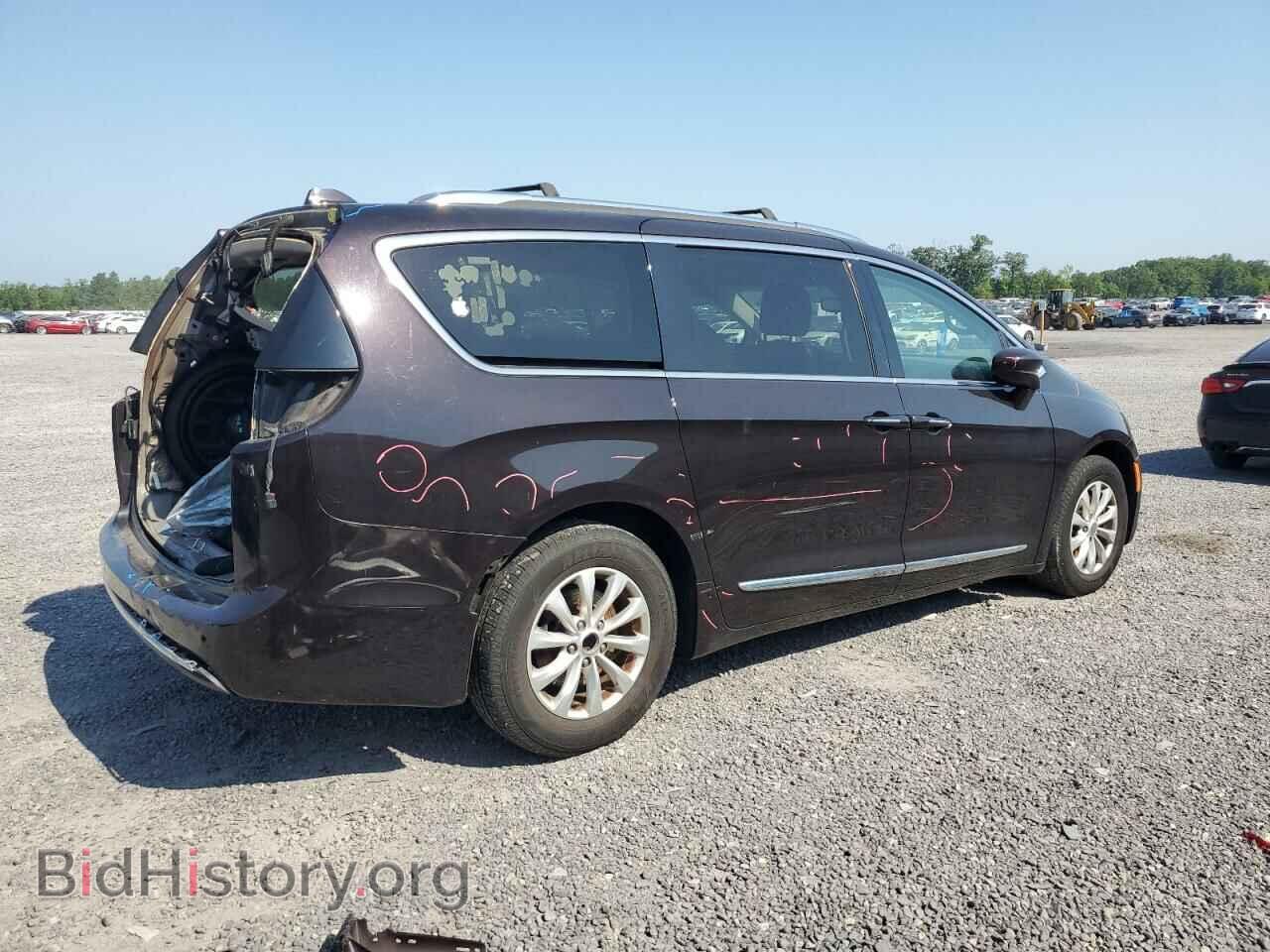 2018 CHRYSLER PACIFICA - VIN: 2C4RC1BG8JR217107 - Фото 3