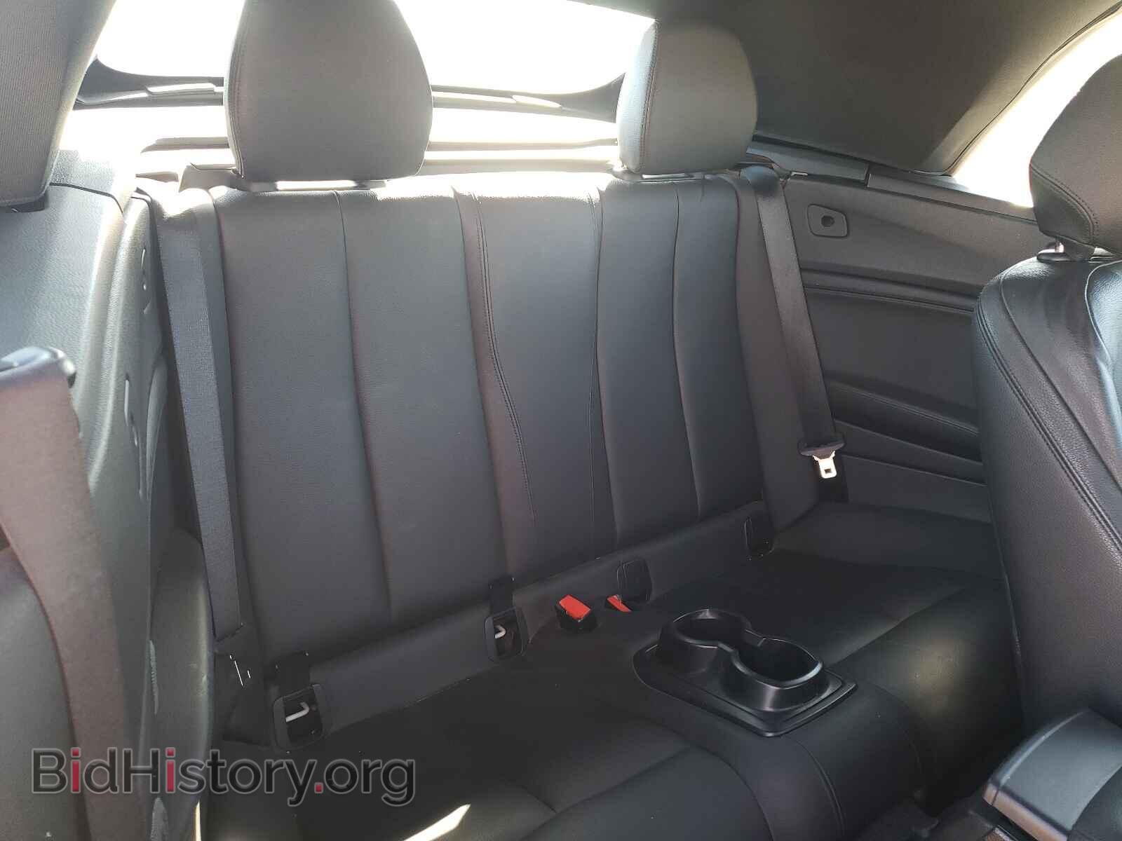 2016 BMW M2 - VIN: WBA1M5C50GV326663 - Фото 6