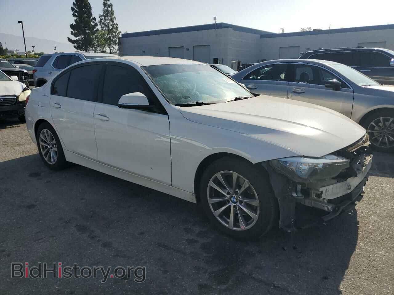2016 BMW 3 SERIES - VIN: WBA8E1G59GNU10298 - Фото 4