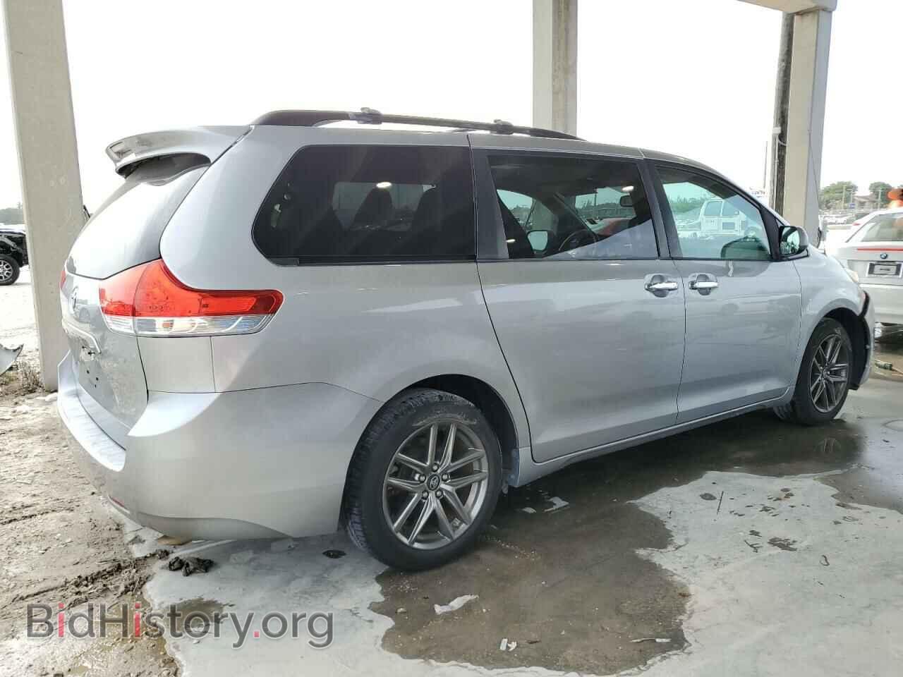 2011 TOYOTA All Models - VIN: 5TDKK3DCXBS043351 - Фото 3