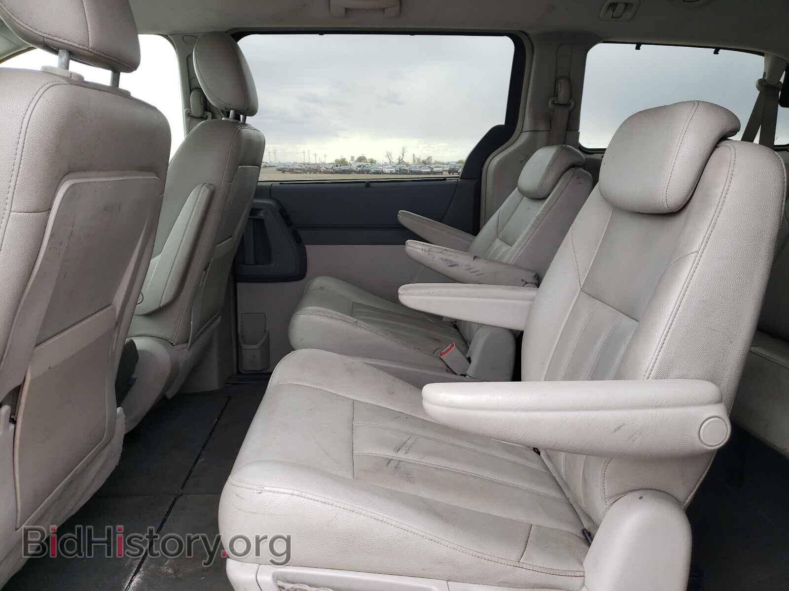 2008 CHRYSLER MINIVAN - VIN: 2A8HR54P88R676140 - Photo 6